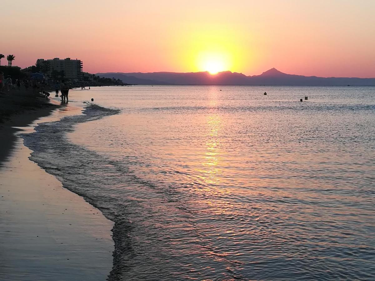 Planta Baja Primera Linea De Playa Las Marinas Con Acceso Al Mar Apartment Denia Luaran gambar